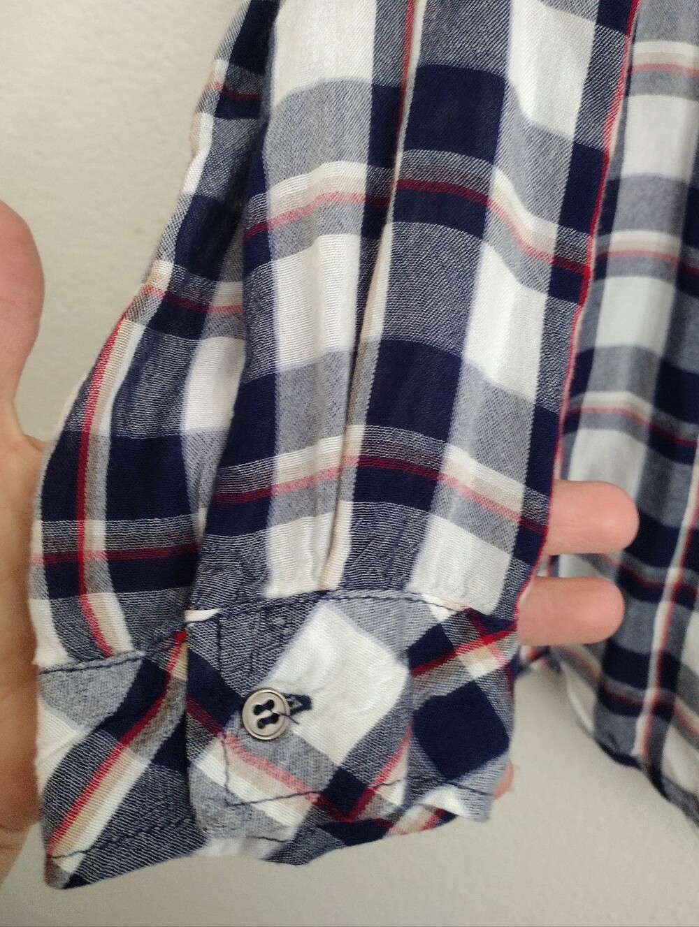 Hester & Orchard Anthropologie Plaid Rayon Button-Up Shirt Navy White Red Medium - Picture 6 of 11